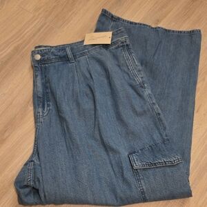 Universal Thread Blue Wide Leg Jeans